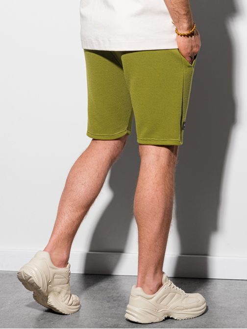 Stilske kratke hlače v olivno zeleni barvi W294