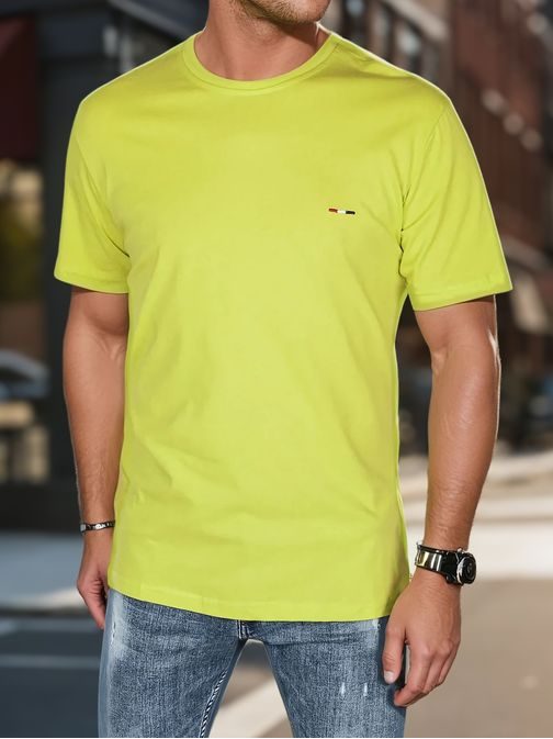 Značilna rumena majica z aplikacijo na prsih