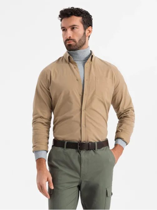 Ležerna svetlo rjava srajca z žepom V2 SHOS-0153