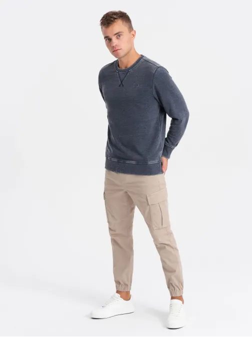 Temno moder pulover z okrasnimi šivi V4 SSDS-0131