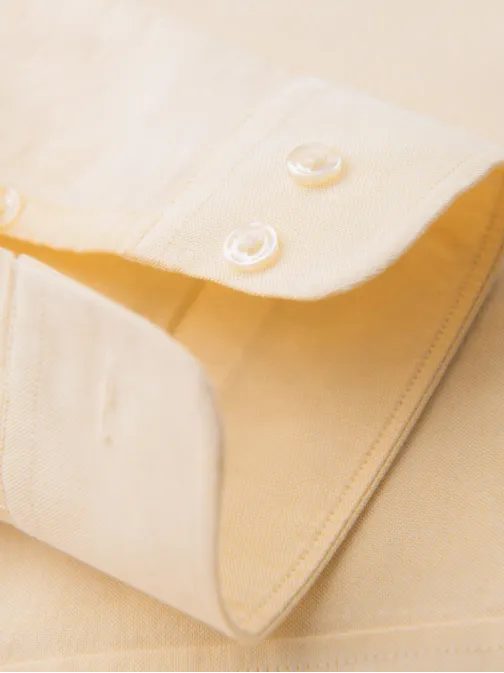 Trendovska moška pastelno rumena srajca z dolgimi rokavi V3 SHOS-0183