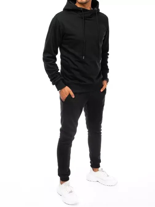 Črna udobna trenirka