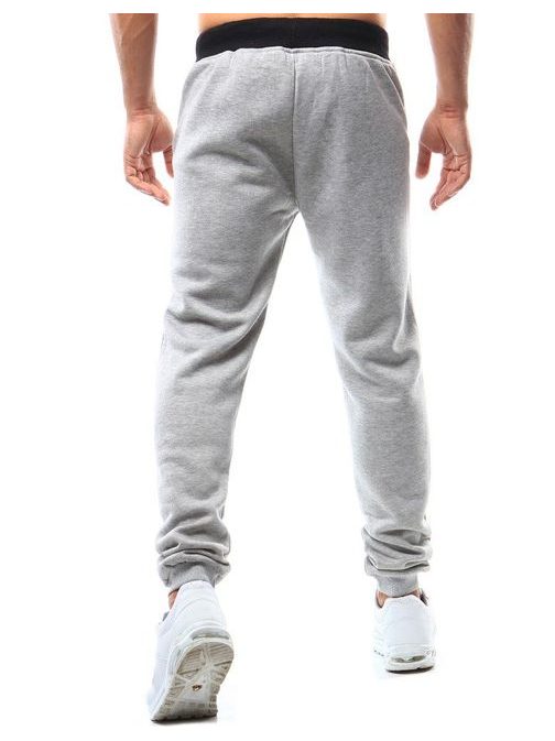 Trendi moške trenirke v sivi barvi