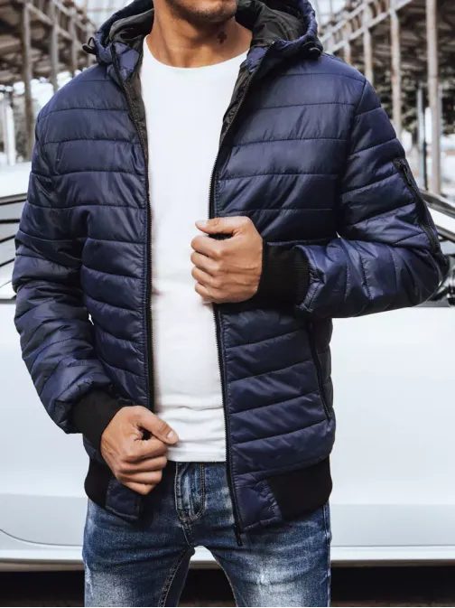 Privlačna prešita moška jakna v modri barvi