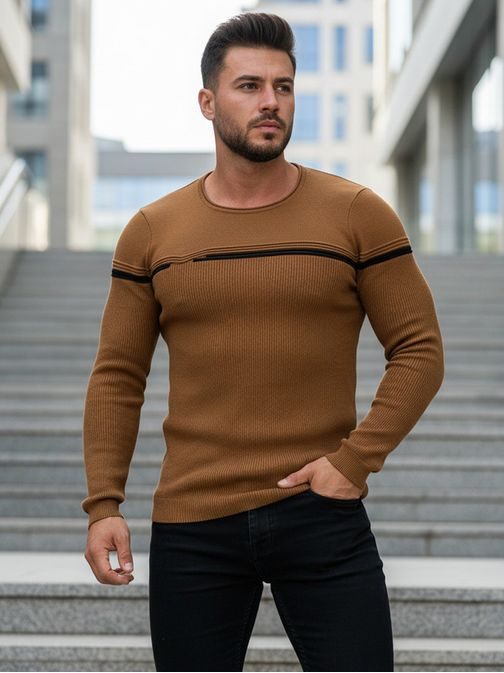 Edinstven moški pulover v kamelji barvi