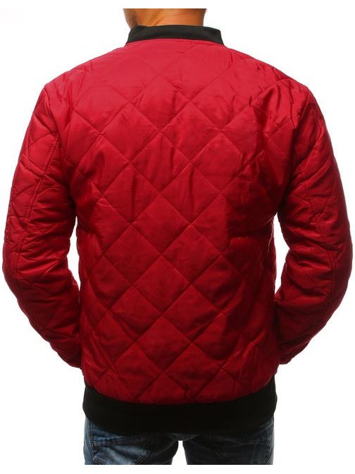 Atraktivna rdeča bomber jakna