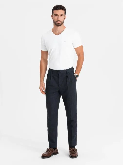 Unikatna bela majica z V izrezom in logotipom V2 TSBC-0221