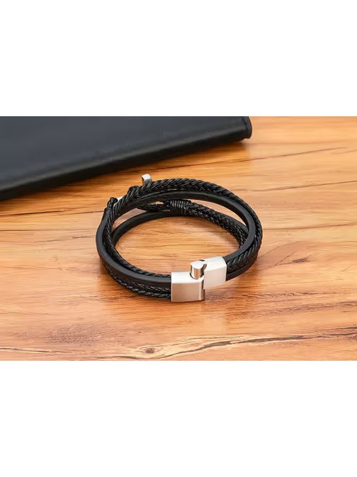 Moška večplastna zapestnica s križem