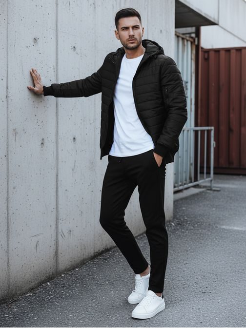 Privlačna prešita moška jakna v črni barvi