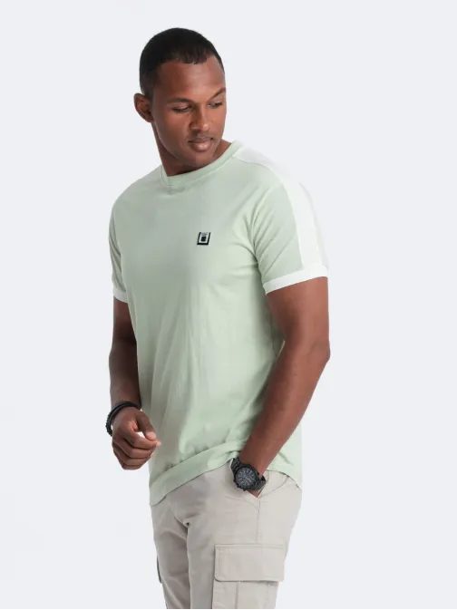 Edinstvena majica z našitkom v barvi mete V9 S1632