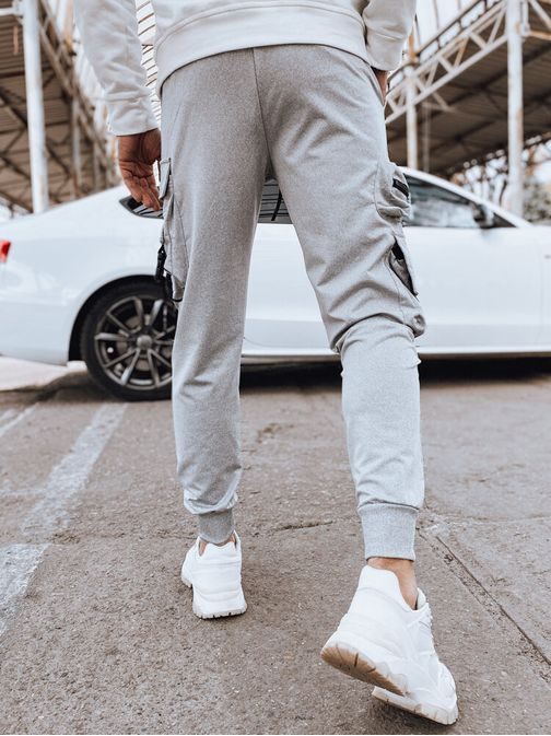 Moške športne hlače v sivi barvi