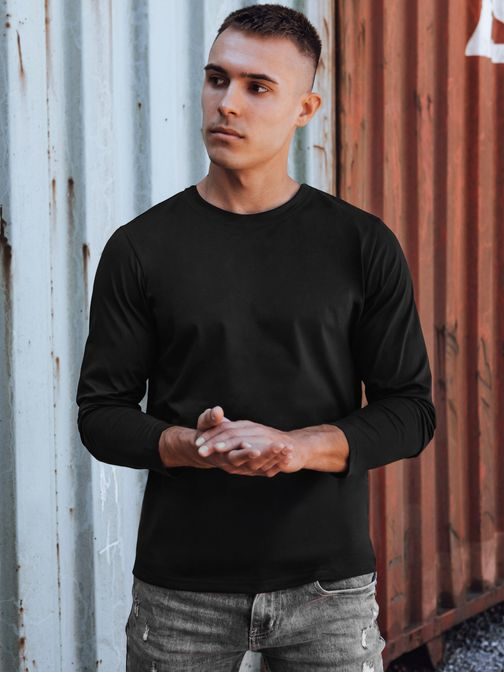Osnovna črna majica z dolgimi rokavi