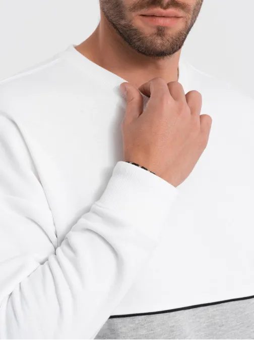 Moška majica v kontrastni barvni kombinaciji V1 B1673