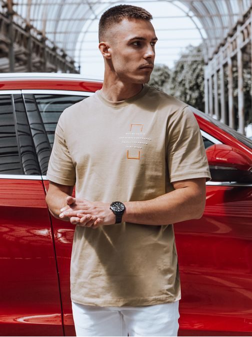 Atraktivna moška camel majica