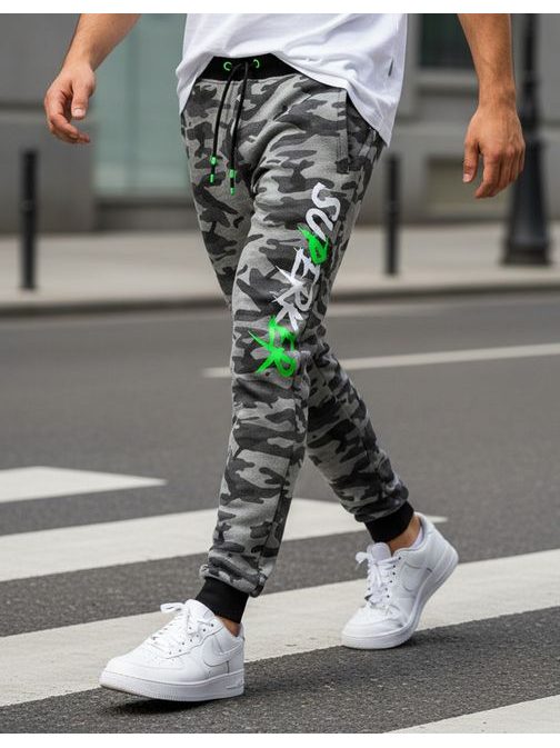 Svetlo siva maskirna trenirka s potiskom