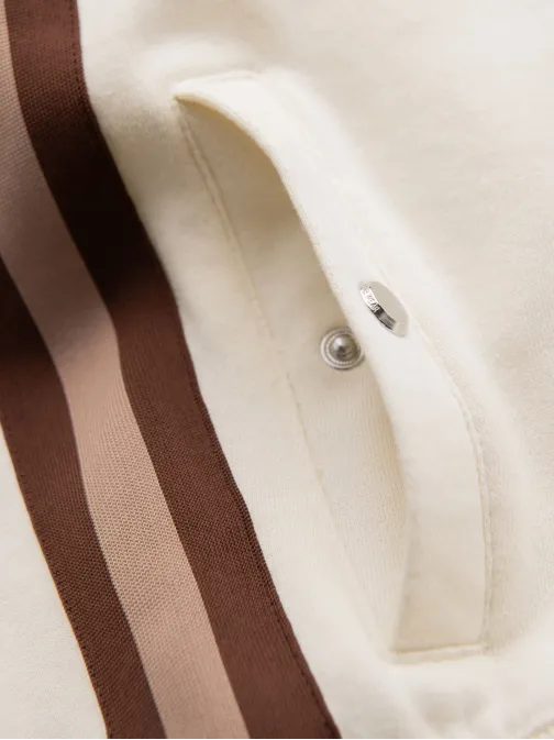 Modne rjave kratke hlače s pasovi V16 SRBC-0101