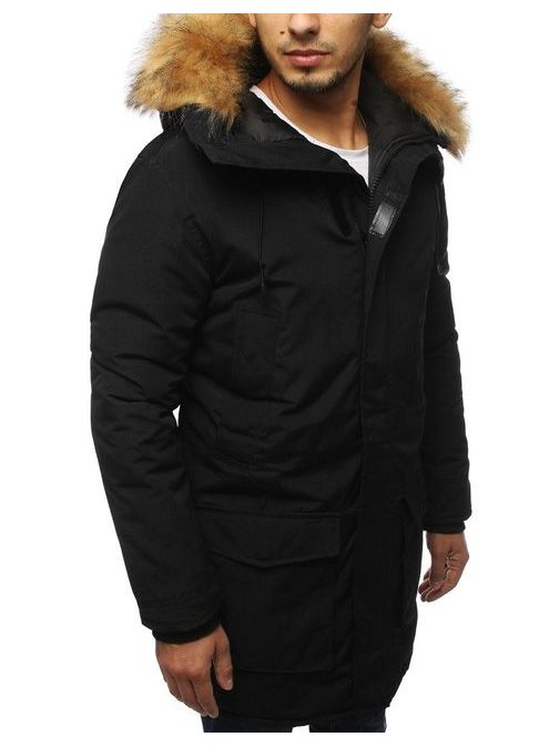 Zimska jakna v črni barvi s kapuco