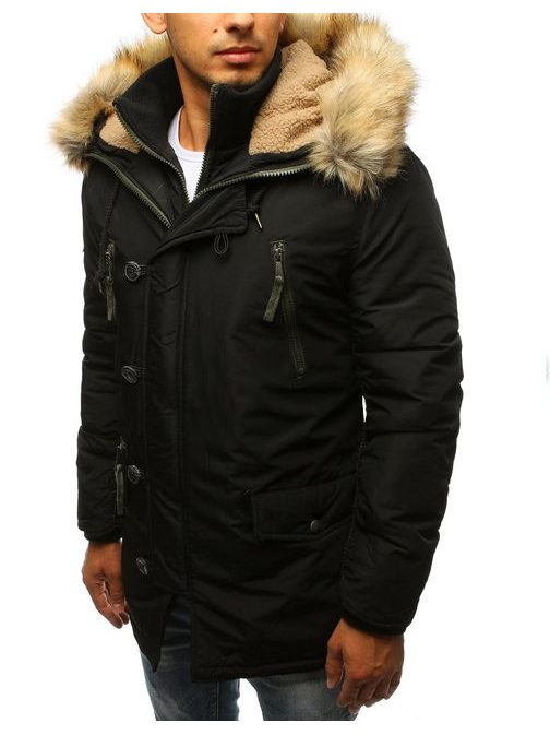 Popolna črna zimska jakna