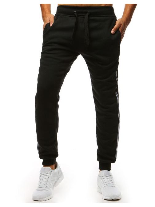 Črne hlače trenirke s črtami