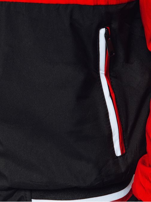 Prehodna črna jakna v stilskem dizajnu