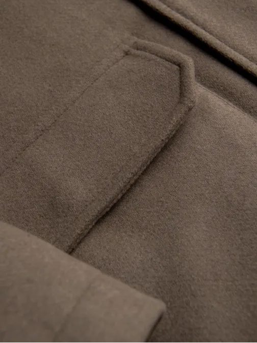 Eleganten moški plašč v bež barvi V2 OM-COWC-0132