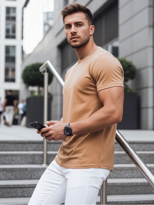 Udobna kavna majica s kratkimi rokavi