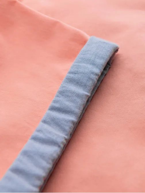 Chinos kratke hlače z robom v barvi lososa V9 W421