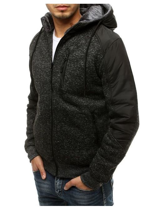 Trendovski črn pulover s kapuco