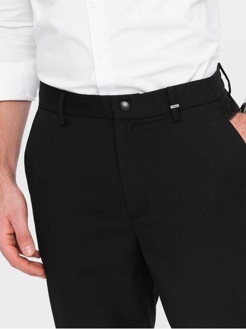 Trendovske črne chinos hlače z elastičnim pasom V4 PACP-0157