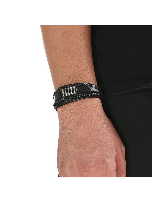 Moška črna usnjena zapestnica s kovinskimi elementi
