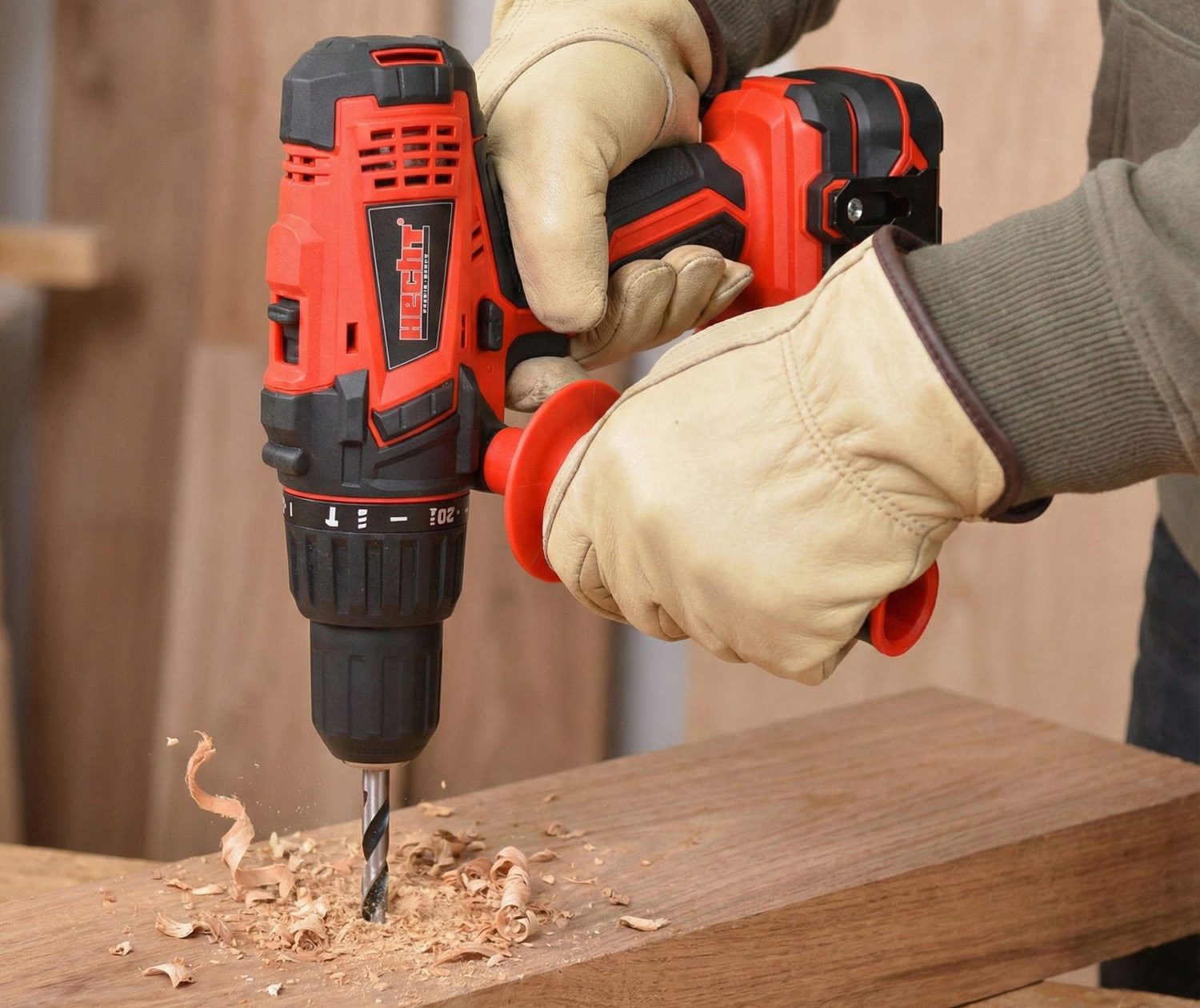 accu vŕtačka hecht 1278 vŕtajúca do dreva