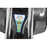 Vzhľad šliapadla je obohatený nálepkami