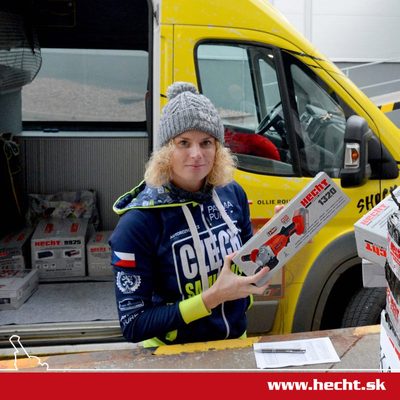 Aj tento rok sme vybavili Ollie Roučkovú z Czech Samurais Teamu na dakarský závod!