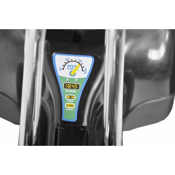 Vzhľad šliapadla je obohatený nálepkami