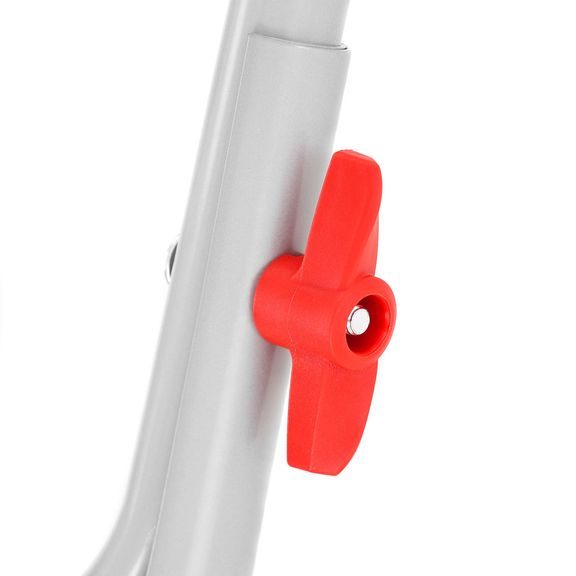 Skladacia rukoväť na kultivátore HECHT 738