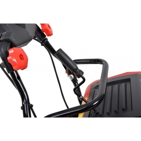 Hviezdicové matice a kľuka ovládania smeru vyhadzovania