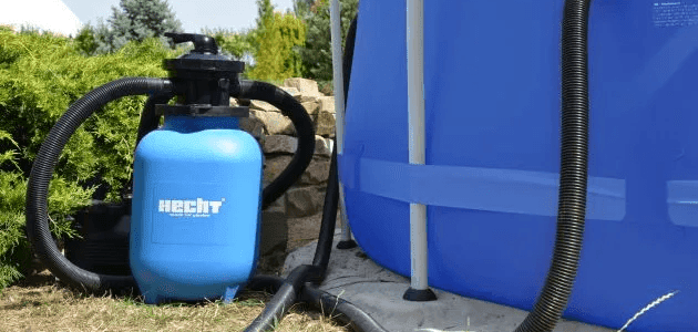 piesková bazénová filtrácia hecht pripojená k bazénu