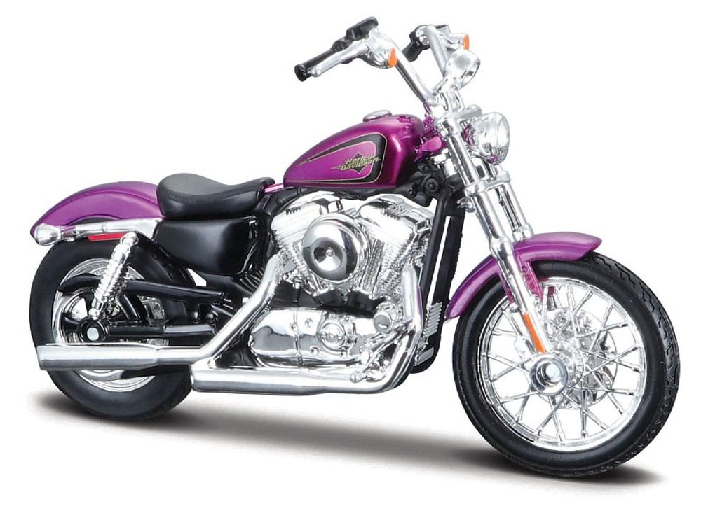 Levně Maisto - HD - 2013 XL 1200V Seventy-Two™, 1:18
