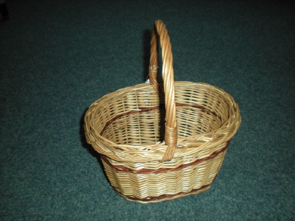 Levně košík 27x18x16cm ovál malý proutěný