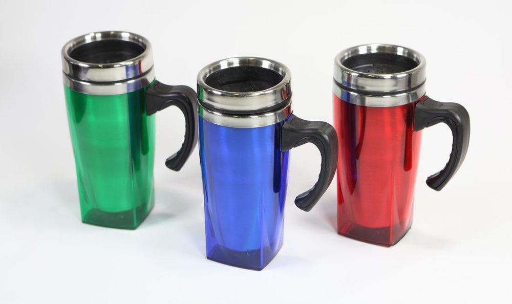 Levně termohrnek 0,45l plast, nerez uvnitř, s uchem