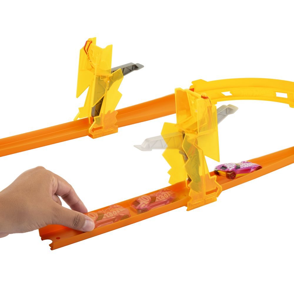 HW TRACK BUILDER DRÁHA V BOXÍKU ASST (obrázek 3)