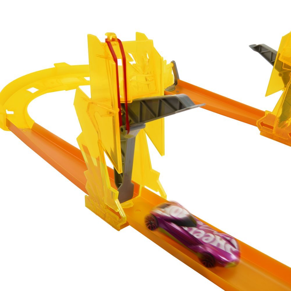 HW TRACK BUILDER DRÁHA V BOXÍKU ASST (obrázek 4)