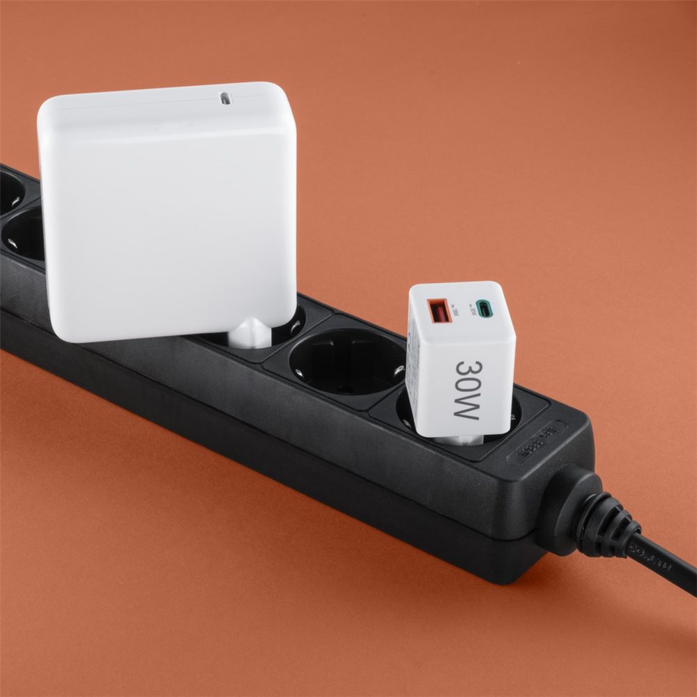 Hama rychlá USB nabíječka USB-C + USB-A, PD/QC, 30 W (obrázek 21)