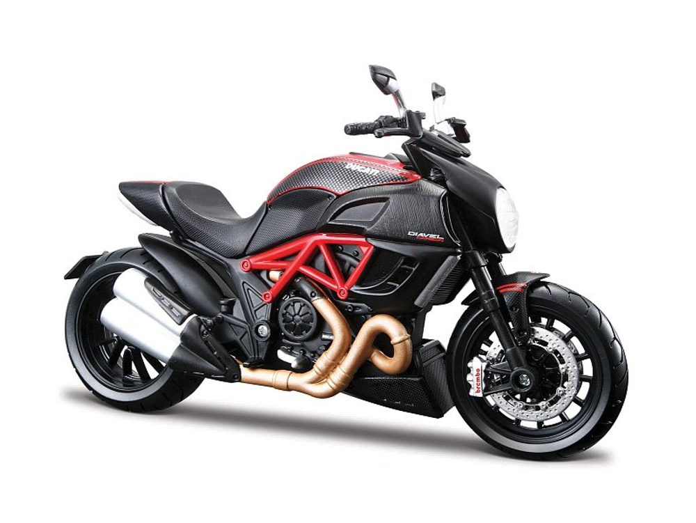 Levně Maisto - 1:12 AL Motorcycles - Ducati Diavel Carbon