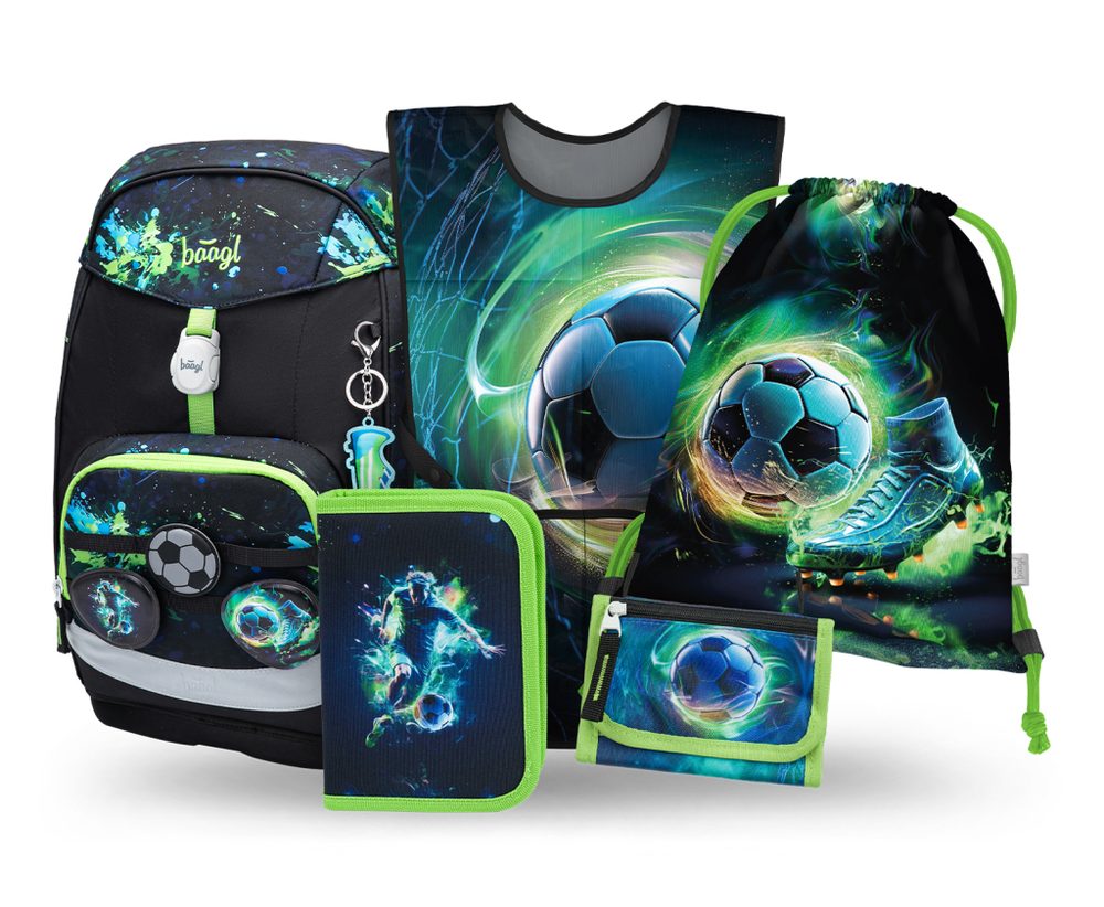 Levně BAAGL SET 5 Airy Plus Fotbal: batoh, penál, sáček, zástěra, peněženka