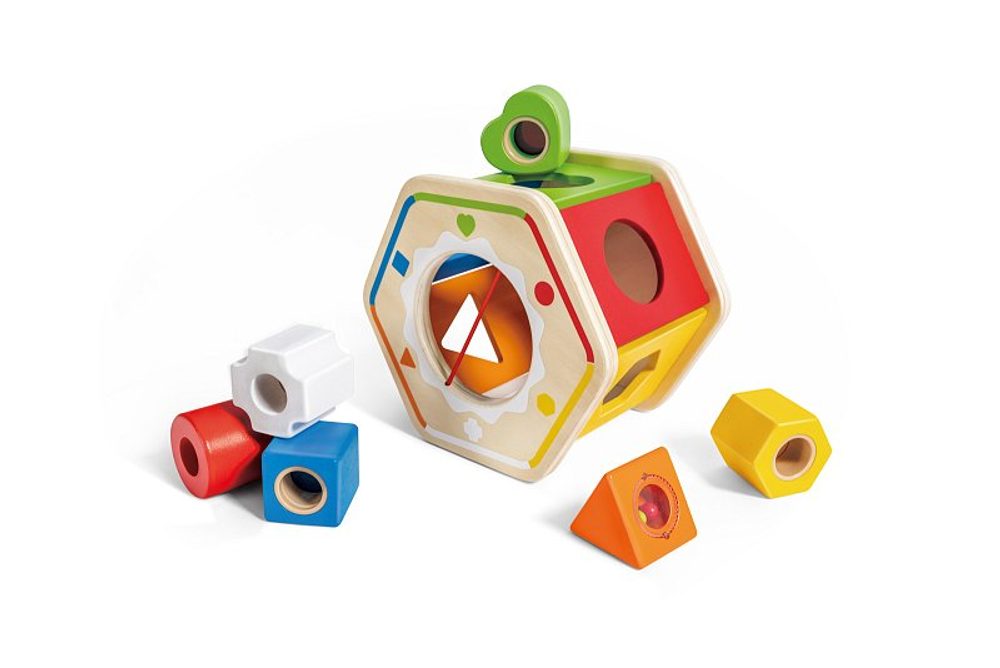 Levně Hape Dřevěná vkládačka s geometrickými tvary