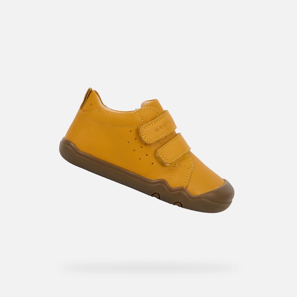 Levně Žluté chlapecké barefoot boty pro první krůčky Geox Steppieup - 20
