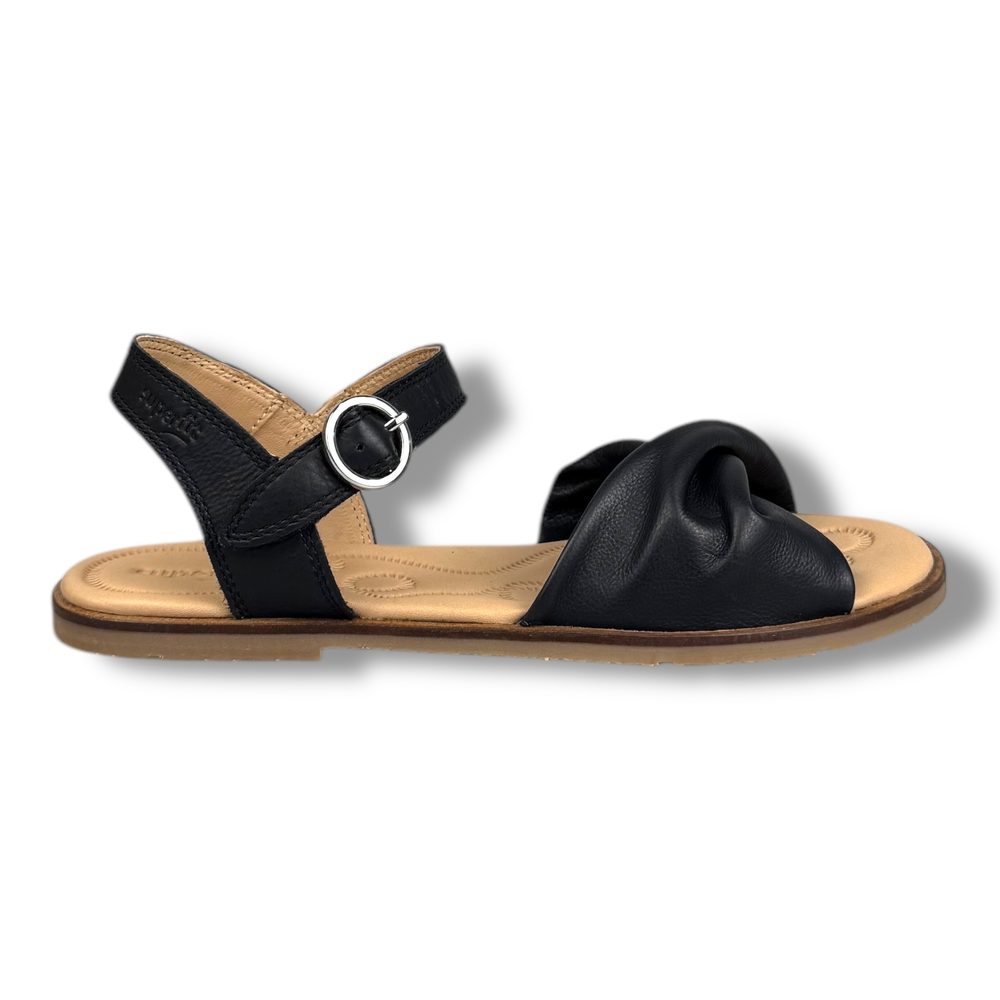 Levně Superfit Dívčí kožené sandály FLAIR 1-001001-0000 Schwarz - 39