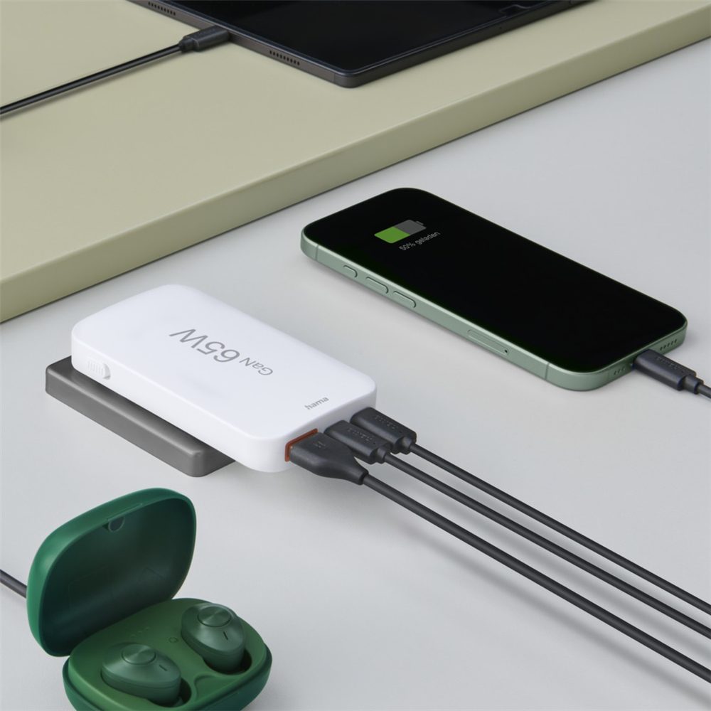 Hama rychlá USB nabíječka GaN 2x USB-C + USB-A, PD/QC 65 W, plochá, skládací (obrázek 11)