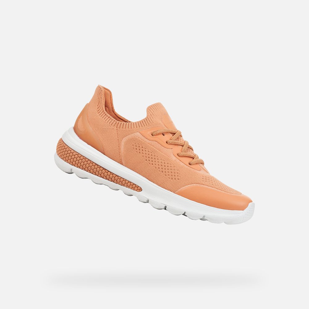 Oranžové dámské tenisky Geox Spherica Actif - 38